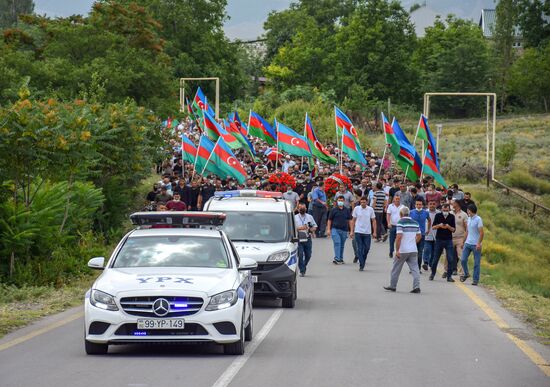 Похороны военнослужащих Азербайджана, погибших на границе с Арменией