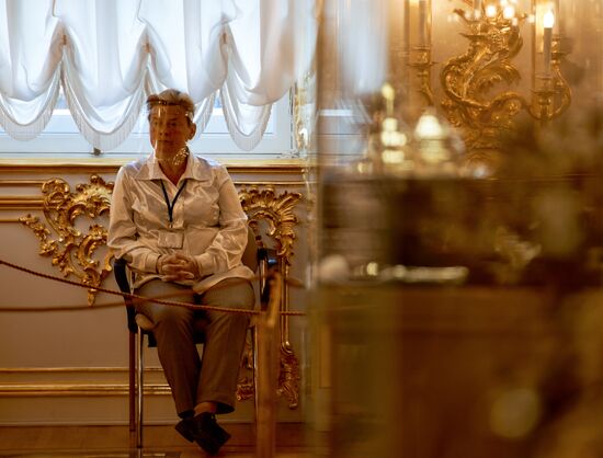 Музей-заповедник "Царское Село" под Петербургом открыл свои парки для посетителей