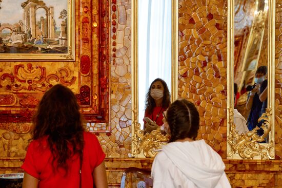 Музей-заповедник "Царское Село" под Петербургом открыл свои парки для посетителей