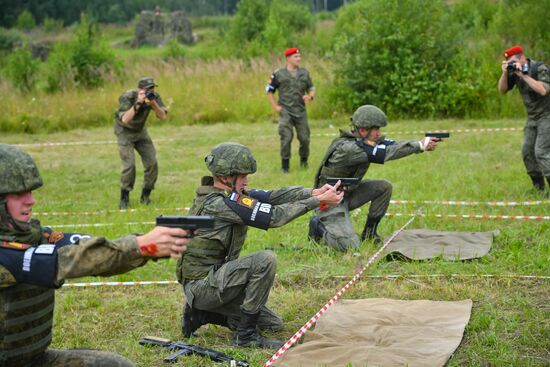 Всеармейский этап конкурса военной полиции "Страж порядка"