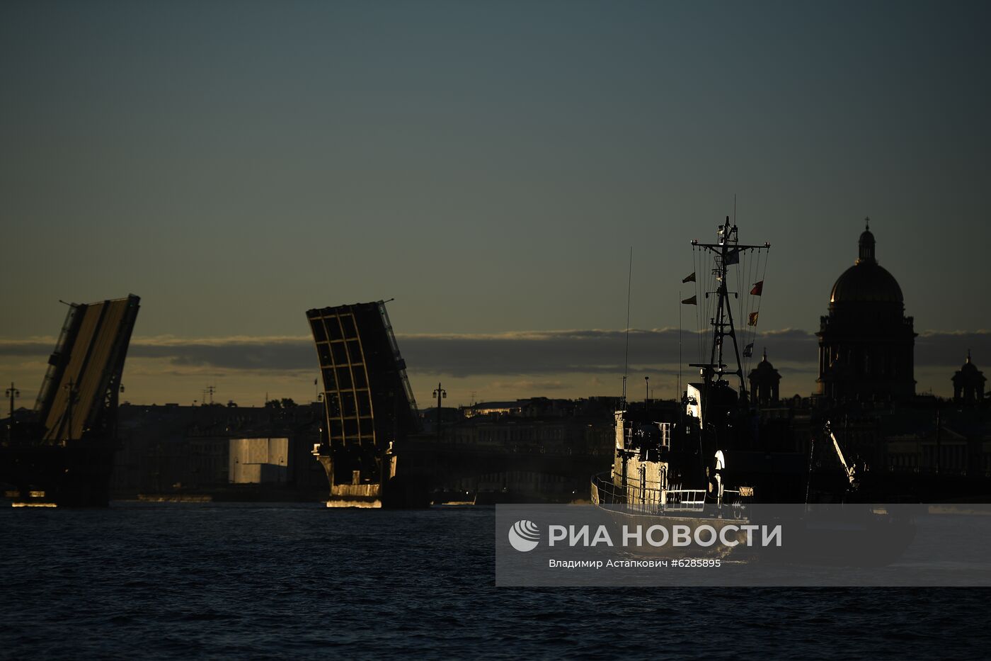 Репетиция парада в честь Дня Военно-морского флота