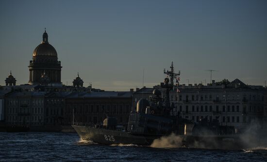 Репетиция парада в честь Дня Военно-морского флота