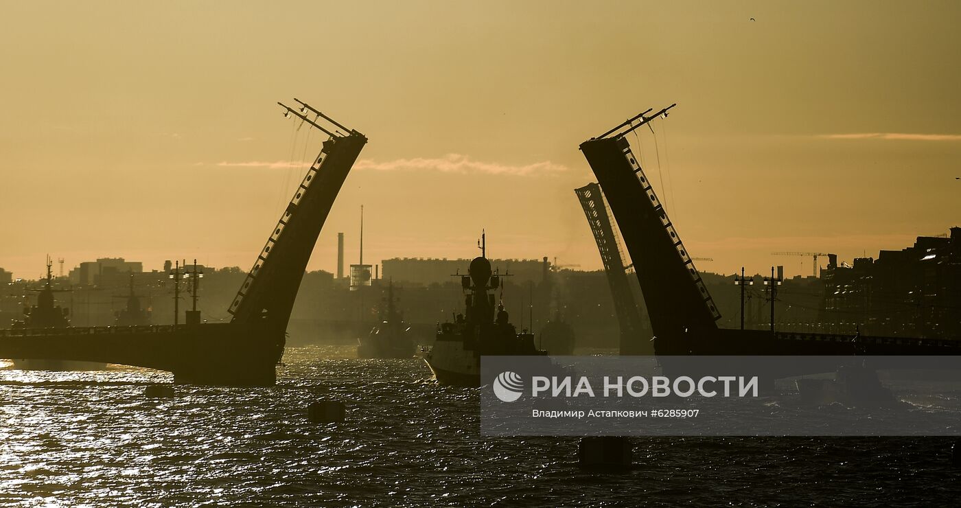 Репетиция парада в честь Дня Военно-морского флота