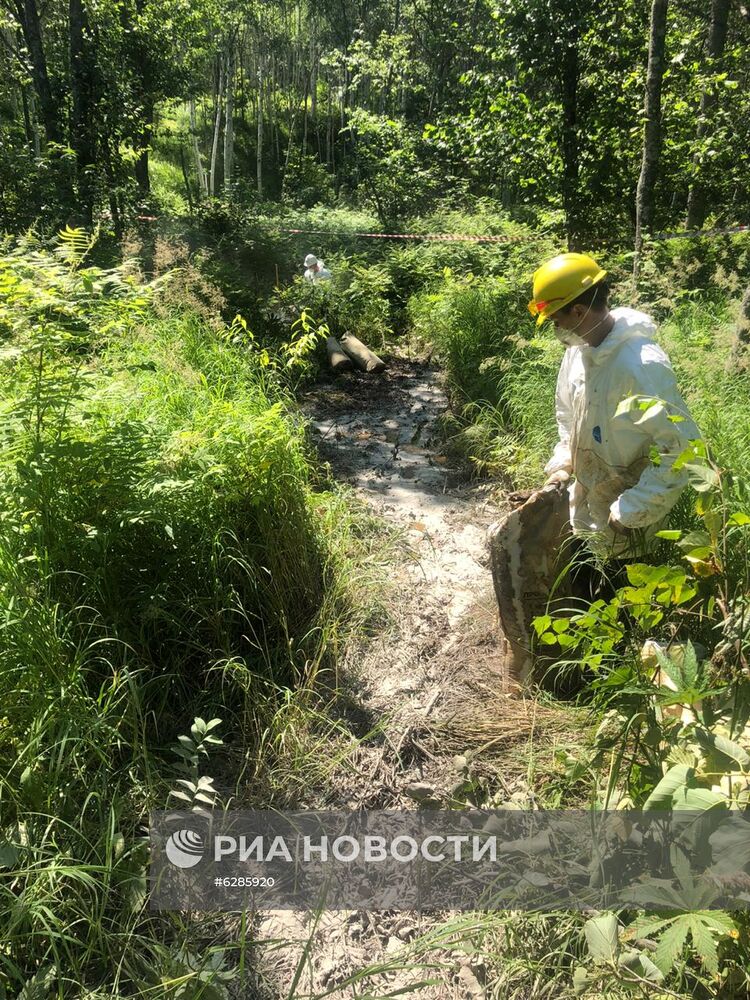 Нефтепродукты попали в озеро Голое в Хабаровском крае