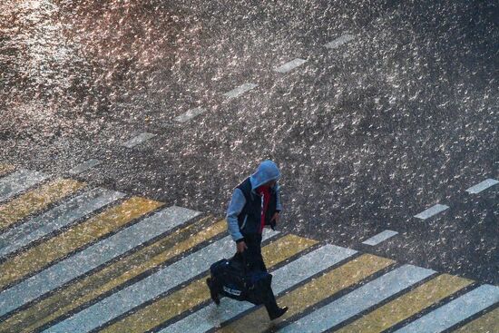 Дождь в Москве