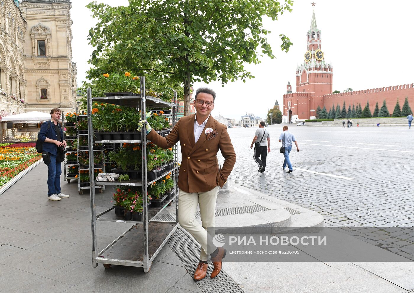 Фестиваль цветов в ГУМе 