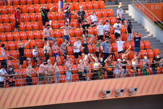 Футбол. РПЛ. Матч "Урал" — "Арсенал"