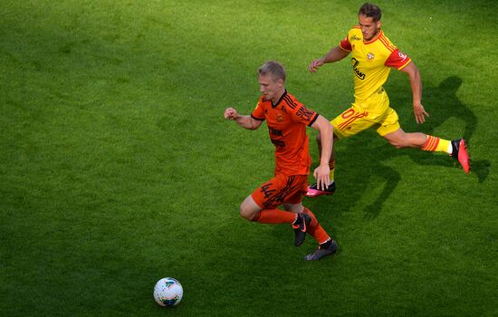 Футбол. РПЛ. Матч "Урал" — "Арсенал"