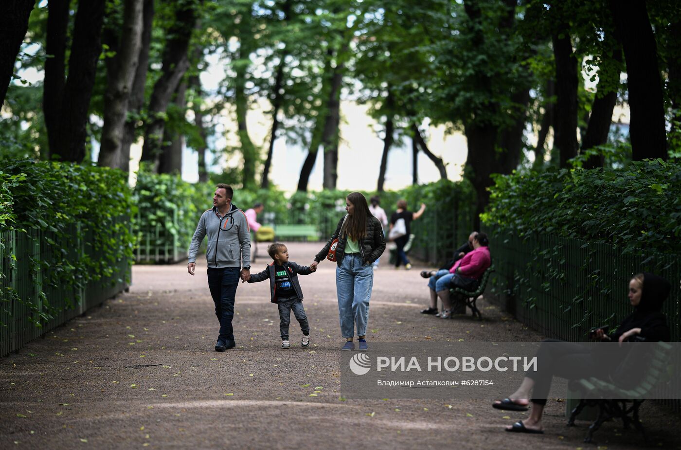 Отдых горожан в Санкт-Петербурге