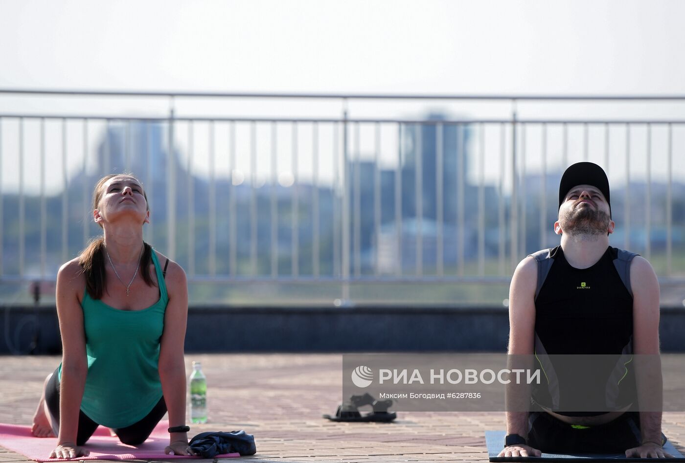 Утренние занятия по йоге и дыхательной гимнастике в Казани
