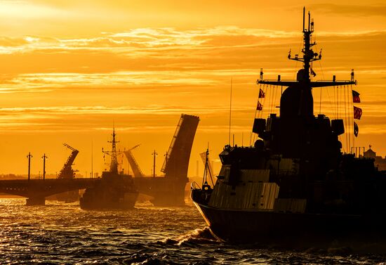 Репетиция парада в честь Дня Военно-морского флота