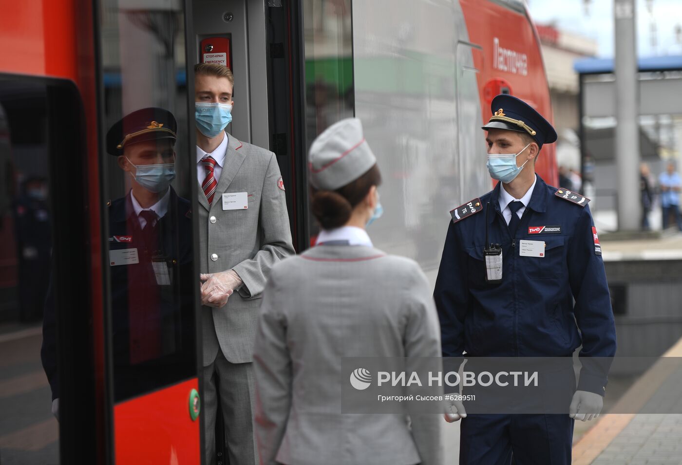 Первый рейс скоростного поезда "Ласточка" из Москвы в Кострому