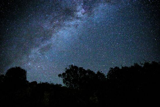 Комета NeoWise в небе над Краснодарским краем