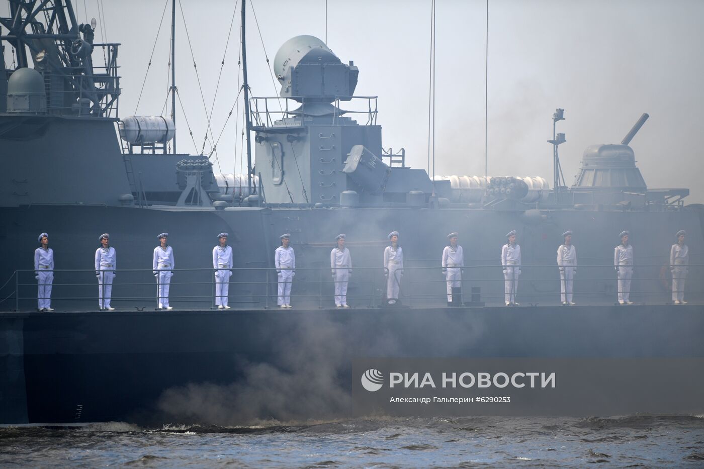 Репетиция парада в честь Дня военно-морского флота