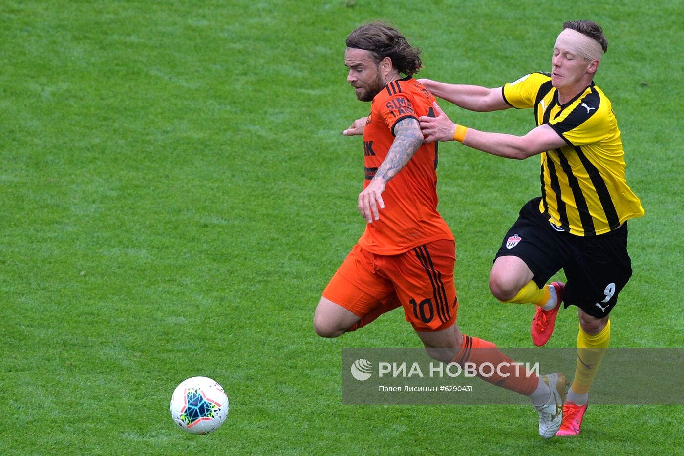 Футбол. Кубок России. Матч "Урал" — "Химки"