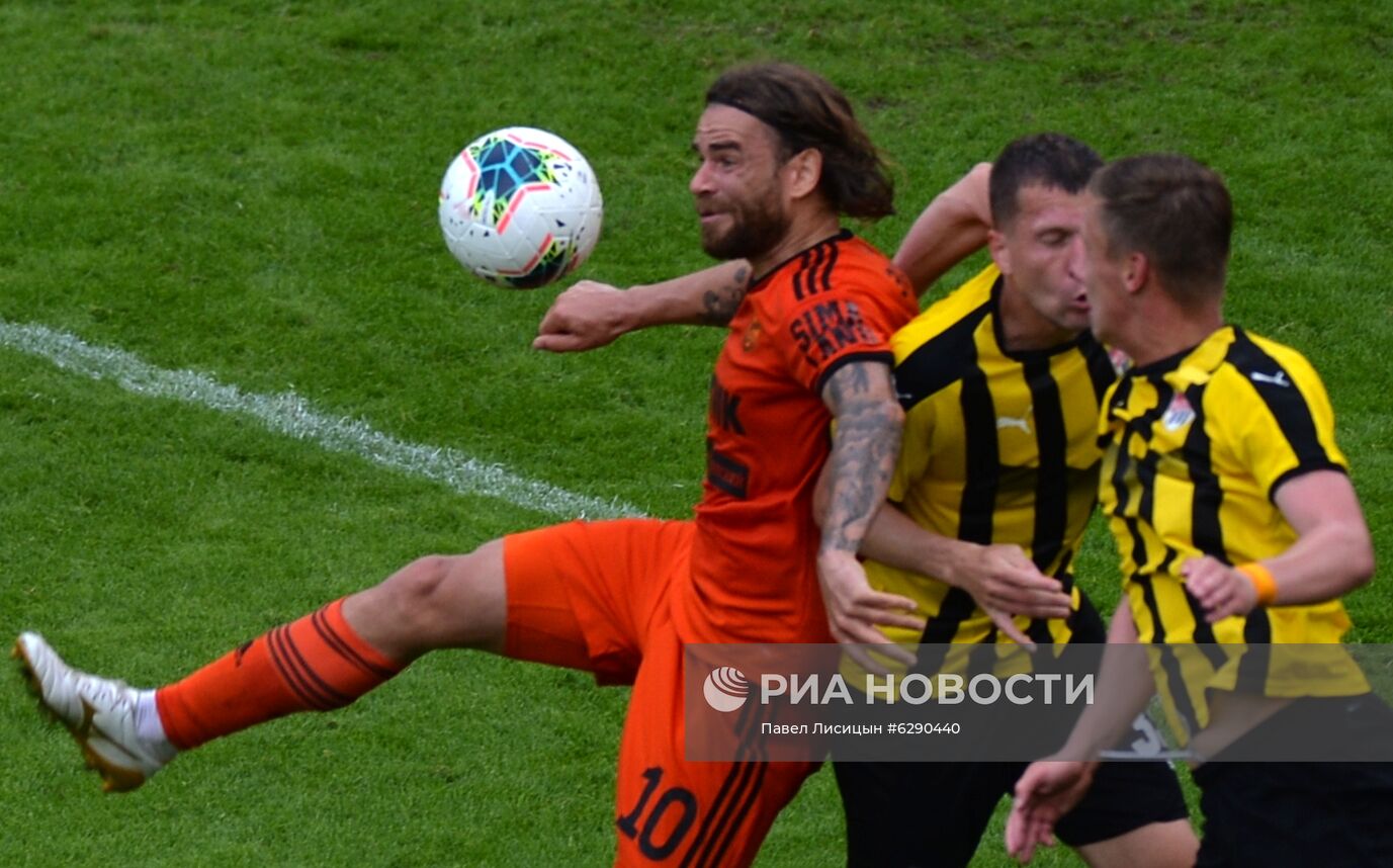 Футбол. Кубок России. Матч "Урал" — "Химки"