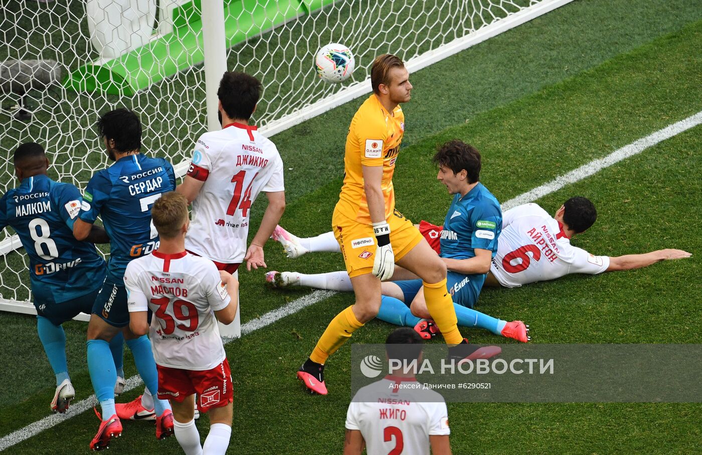 Футбол. Кубок России. Матч "Зенит" — "Спартак"