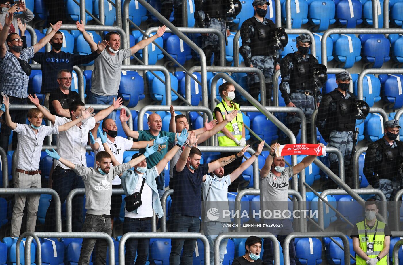 Футбол. Кубок России. Матч "Зенит" — "Спартак"