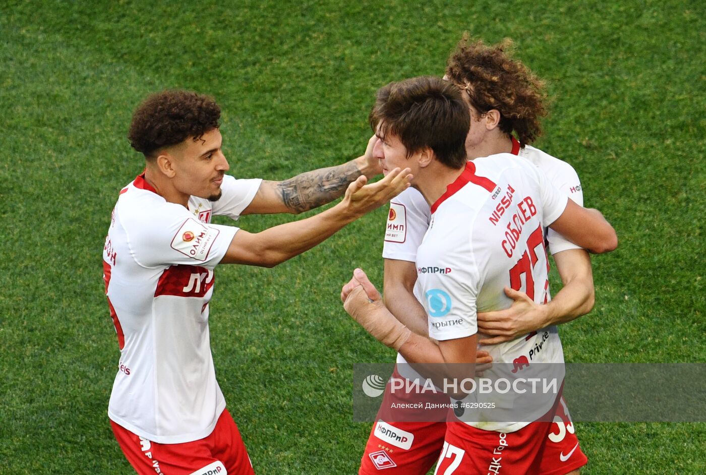 Футбол. Кубок России. Матч "Зенит" — "Спартак"