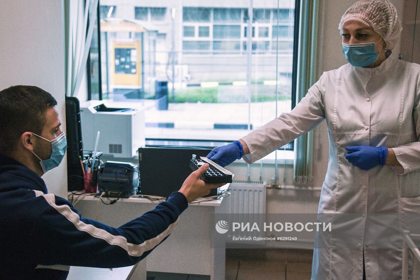 Аэропорт Шереметьево запускает экспресс-тестирование на COVID-19 для пассажиров системой EMG