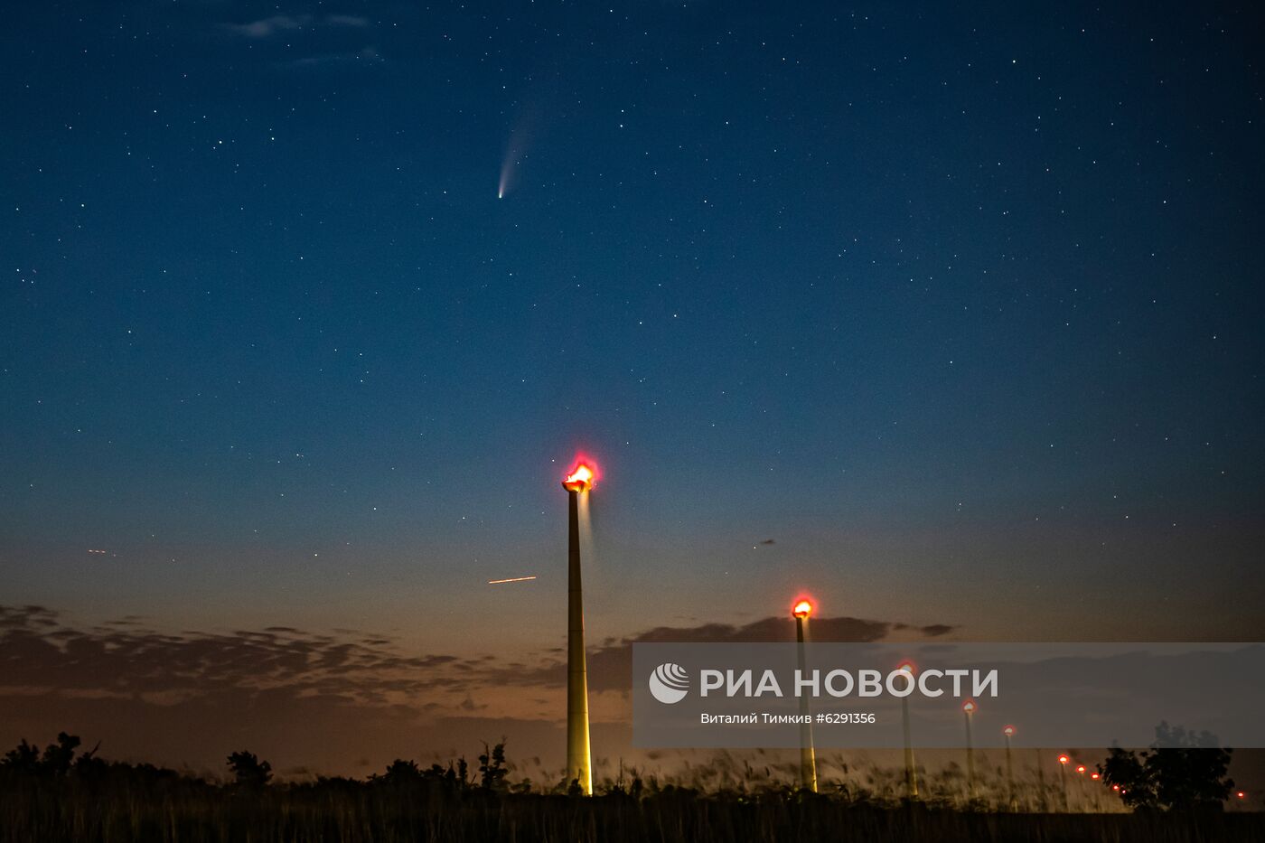 Комета NeoWise в небе над Адыгеей