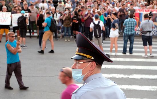 Акция протеста после назначения врио губернатора Хабаровского края М. Дегтярева