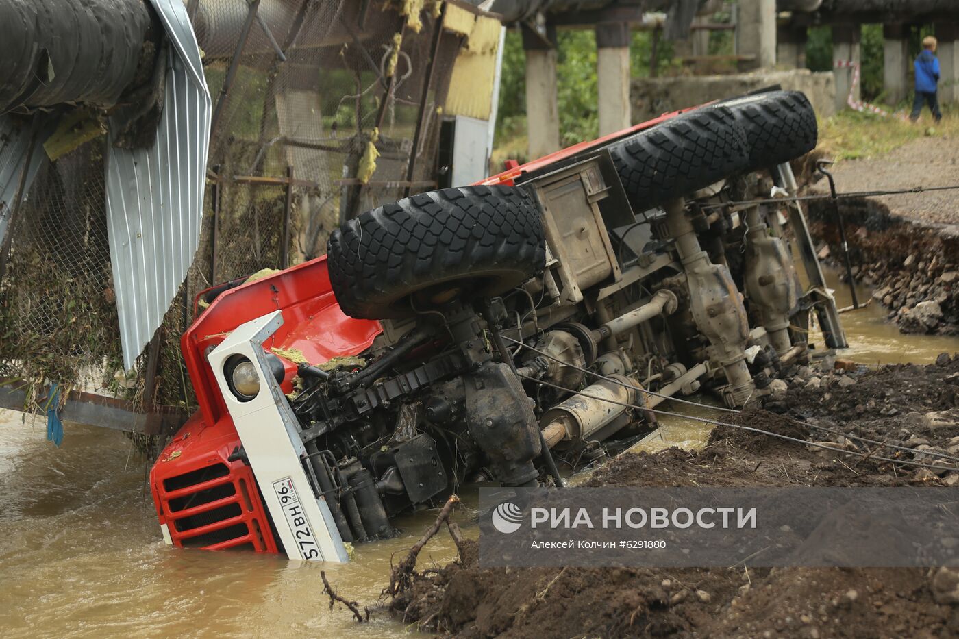 В городе Нижние Серги в Свердловской области ввели режим ЧС из-за паводка