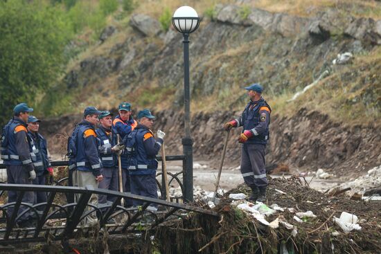 В городе Нижние Серги в Свердловской области ввели режим ЧС из-за паводка