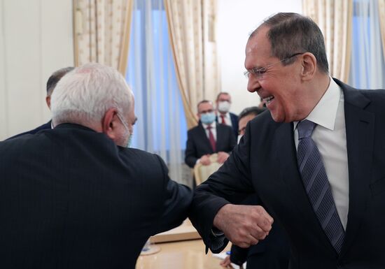 Встреча глав МИД РФ и Ирана С. Лаврова и М. Зарифа