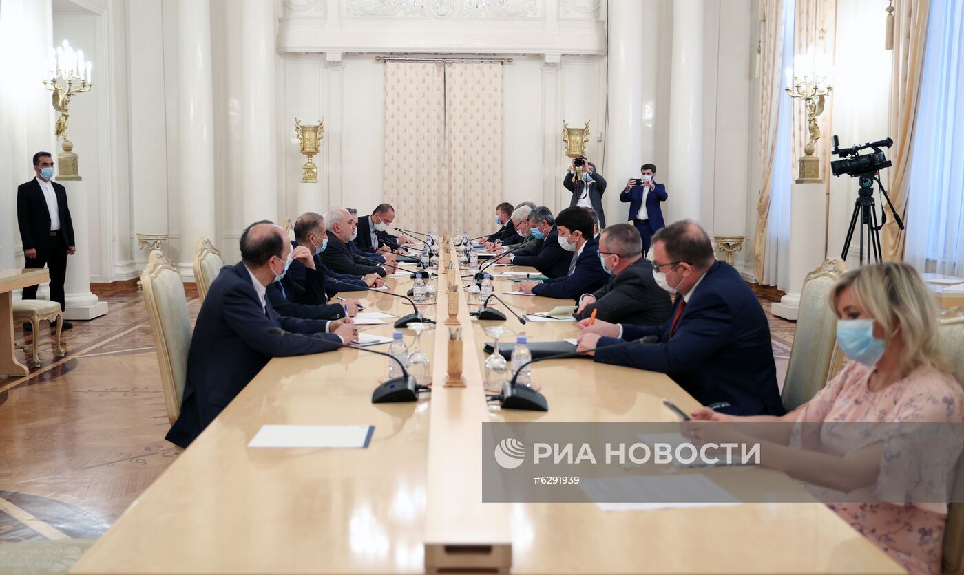 Встреча глав МИД РФ и Ирана С. Лаврова и М. Зарифа