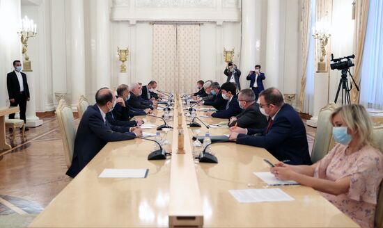 Встреча глав МИД РФ и Ирана С. Лаврова и М. Зарифа