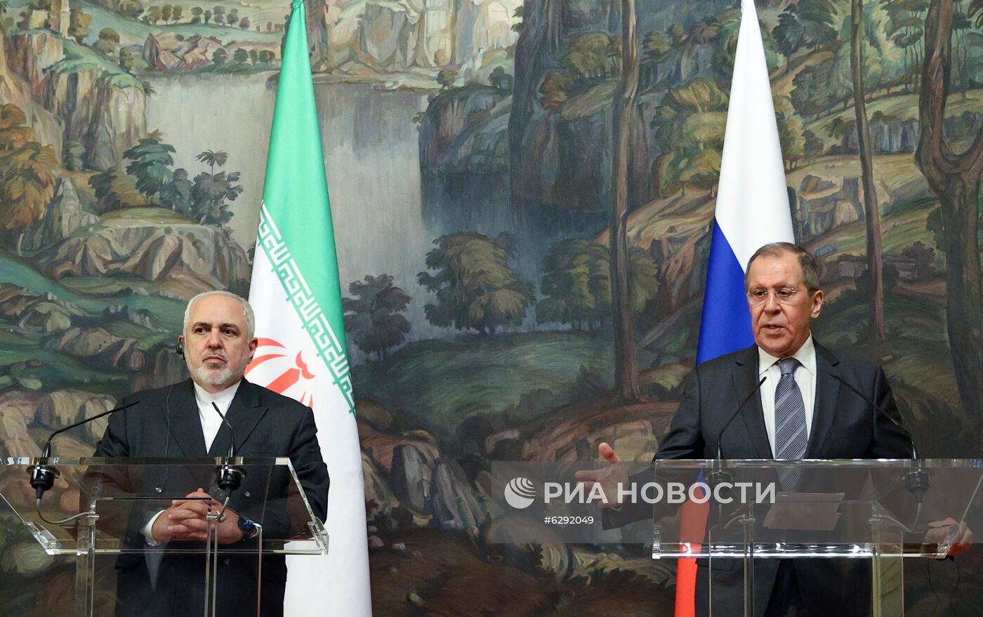 Встреча глав МИД РФ и Ирана С. Лаврова и М. Зарифа