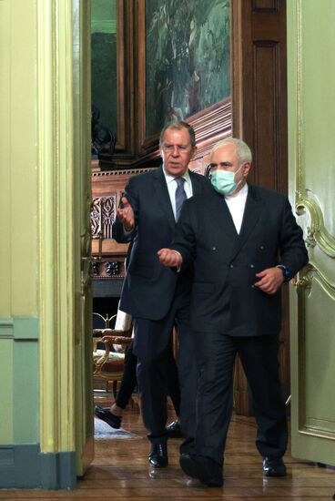 Встреча глав МИД РФ и Ирана С. Лаврова и М. Зарифа