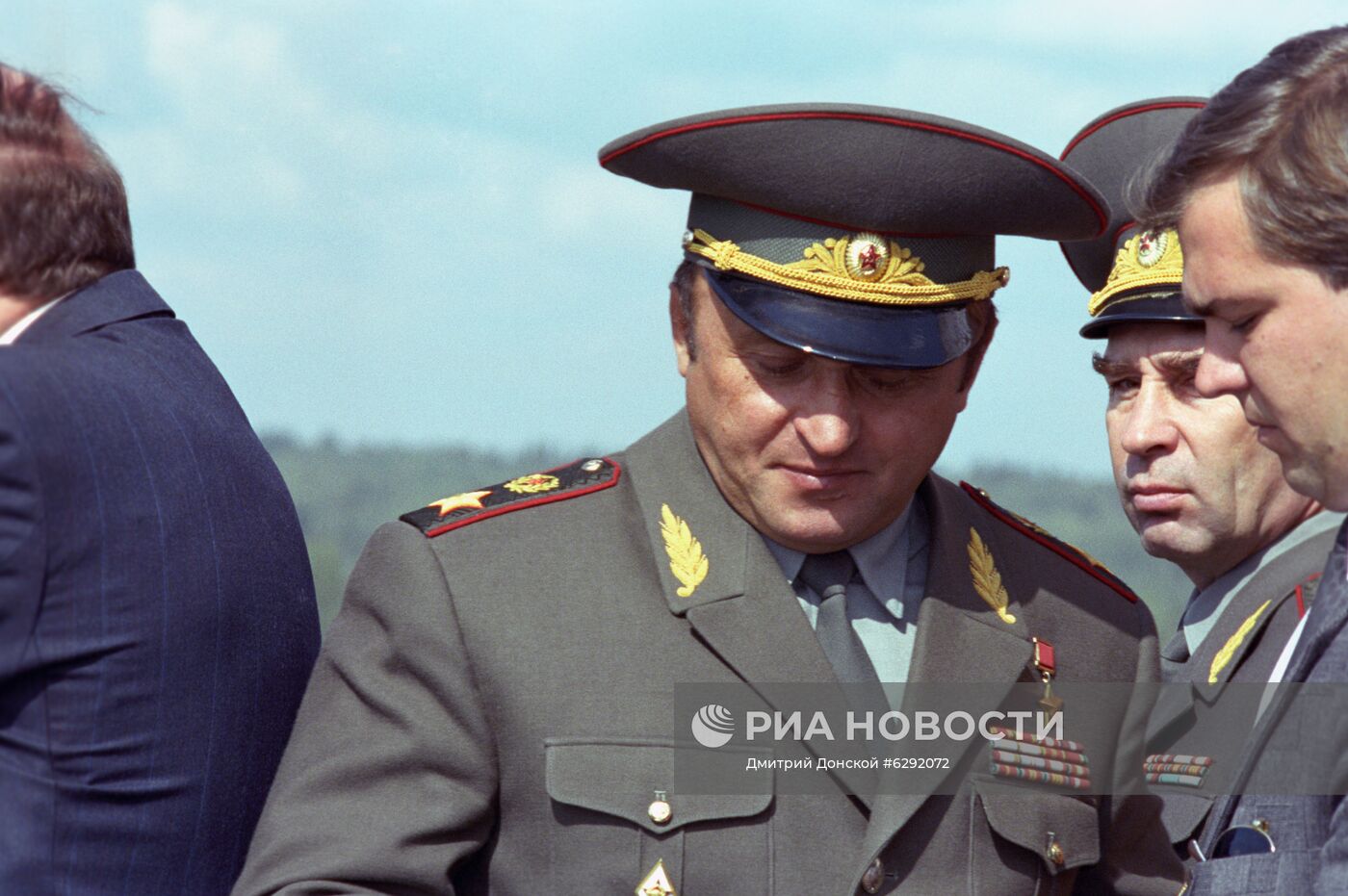 Министр обороны РФ Павел Грачев