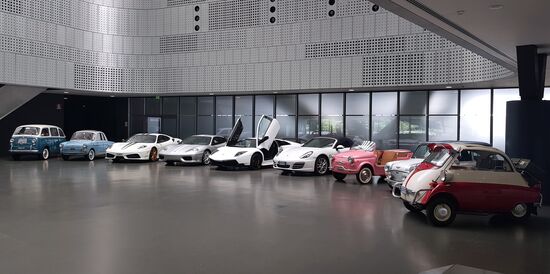 Семнадцать конфискованных автомобилей переданы в Автомобильный музей Турина