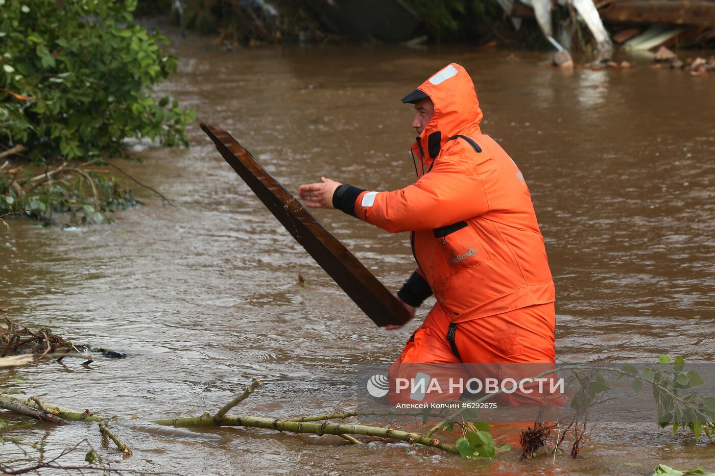 В городе Нижние Серги в Свердловской области ввели режим ЧС из-за паводка