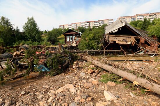 В городе Нижние Серги в Свердловской области ввели режим ЧС из-за паводка