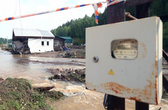 В городе Нижние Серги в Свердловской области ввели режим ЧС из-за паводка