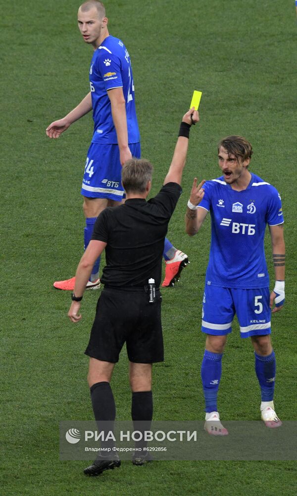 Футбол. РПЛ. Матч "Динамо" - "Оренбург"