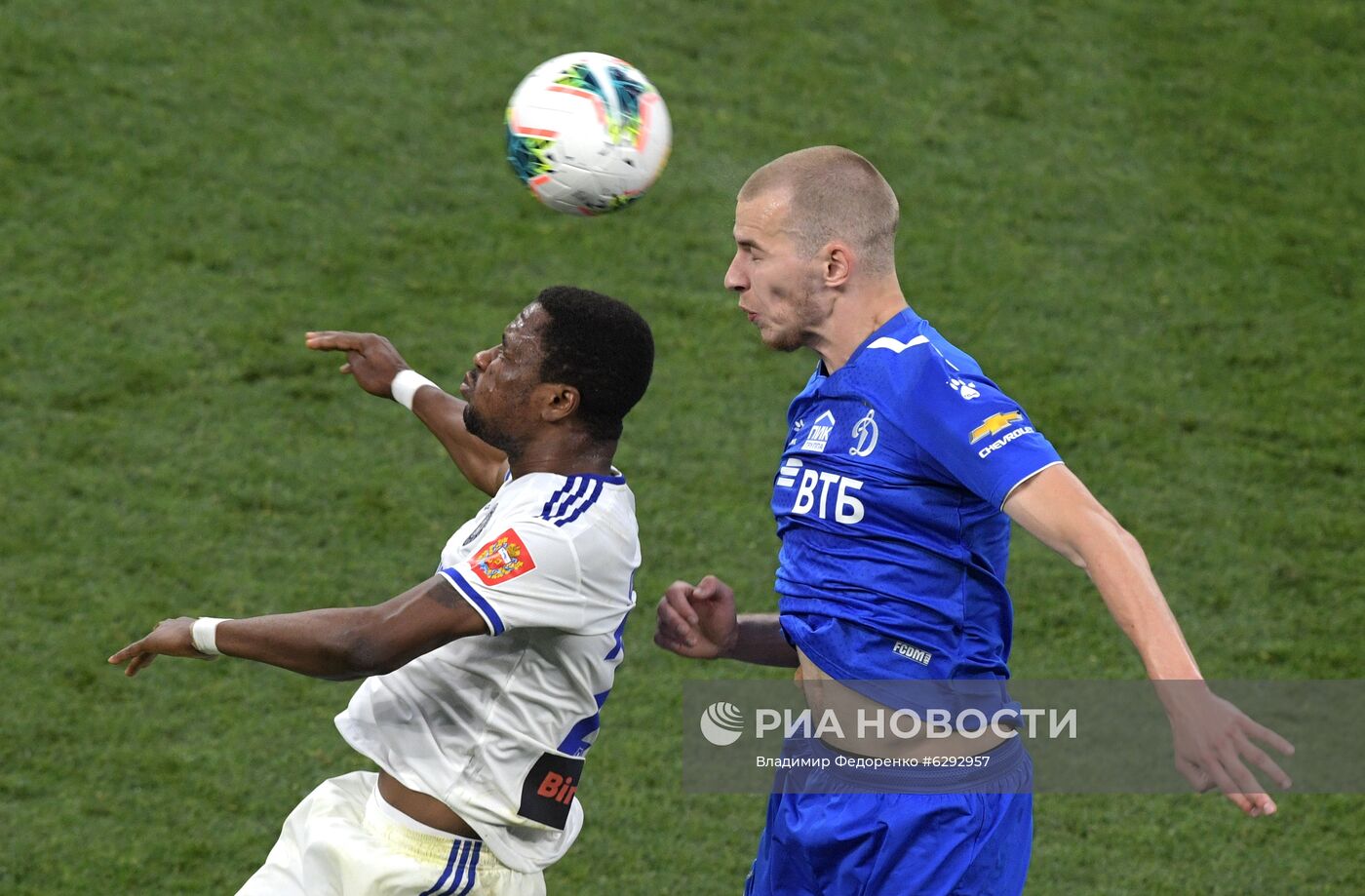 Футбол. РПЛ. Матч "Динамо" - "Оренбург"