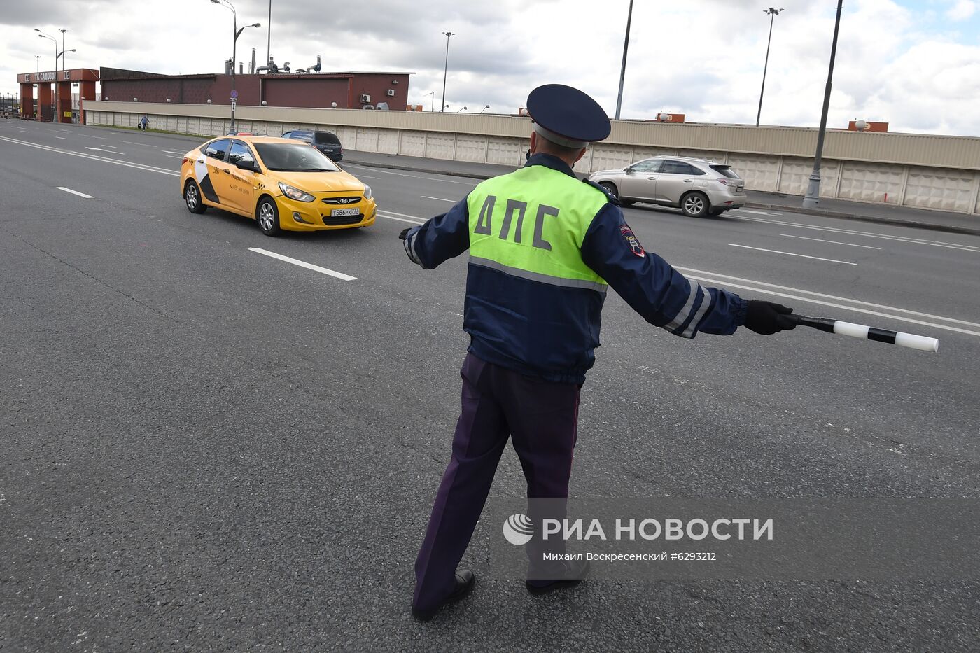 Рейд по проверке такси в Москве