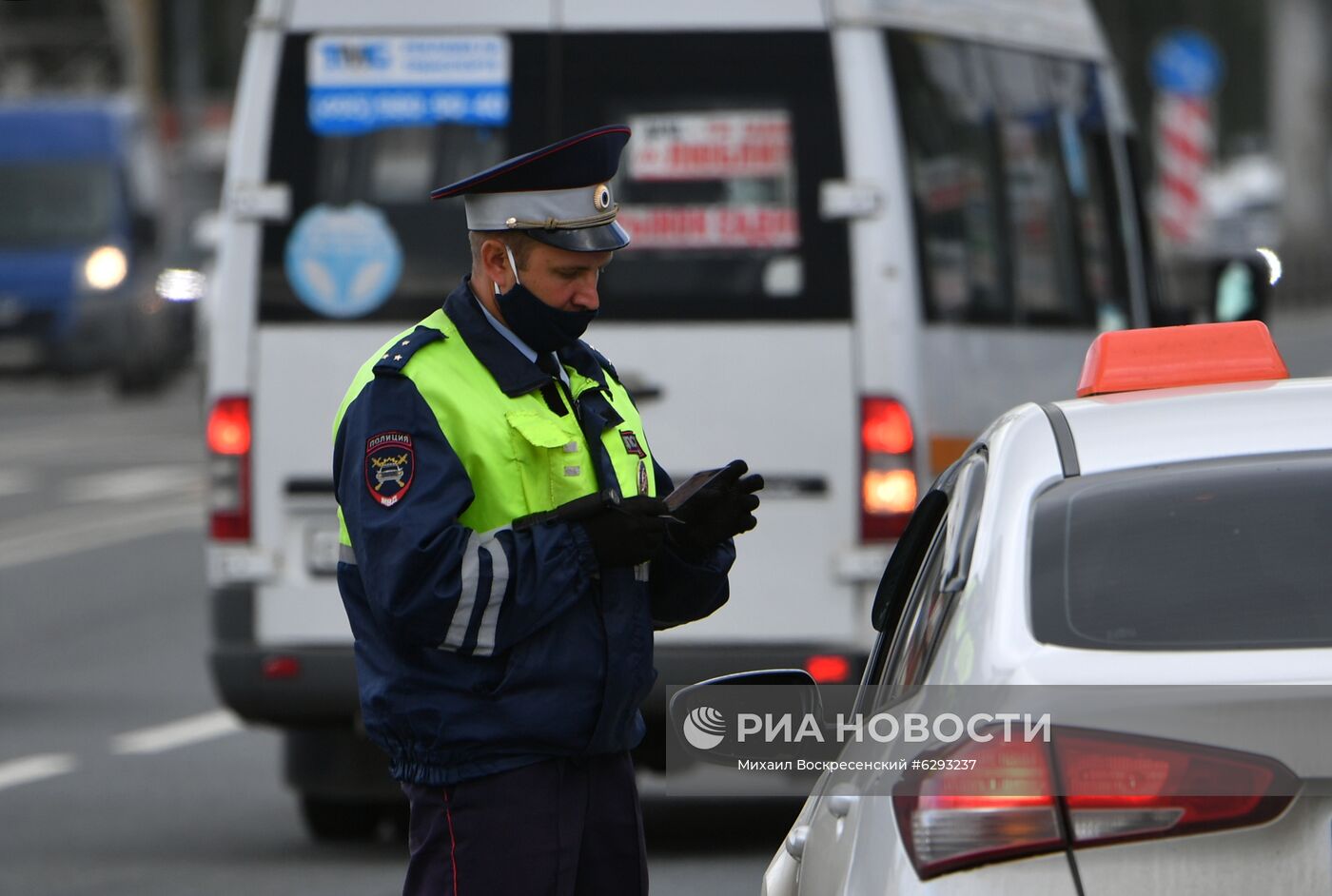 Рейд по проверке такси в Москве