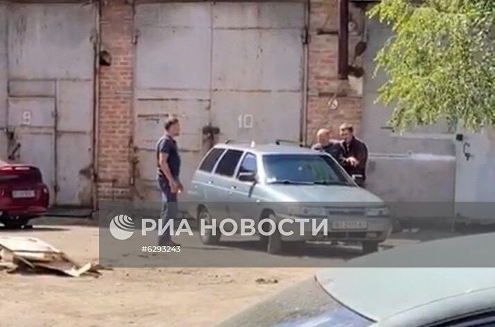 В Полтаве мужчина с гранатой захватил в заложники начальника угрозыска