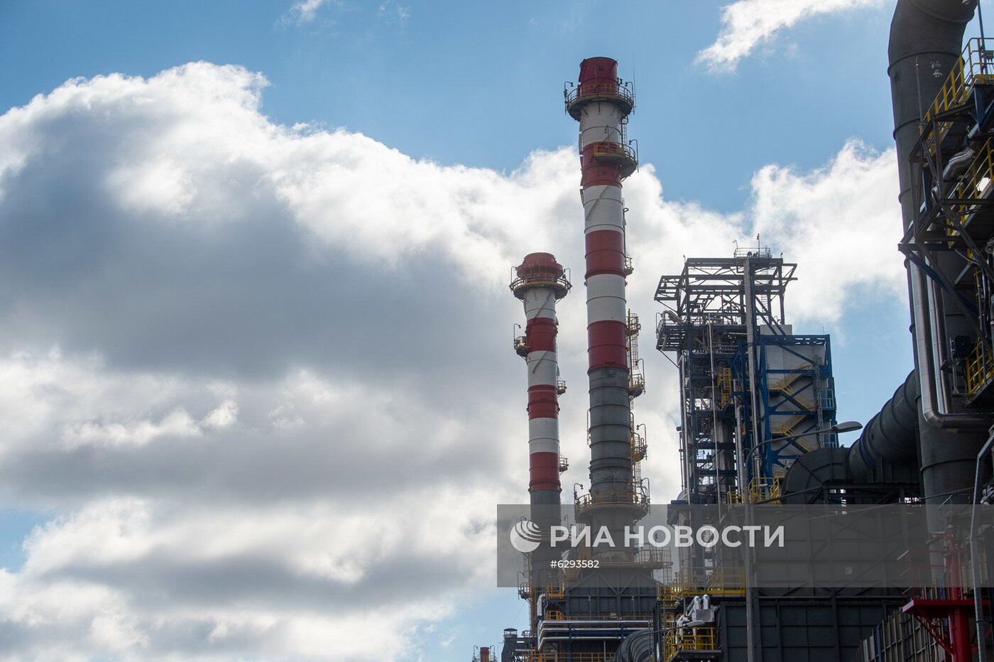 Ввод в эксплуатацию высокотехнологичного комплекса переработки нефти "Евро+" Московского НПЗ