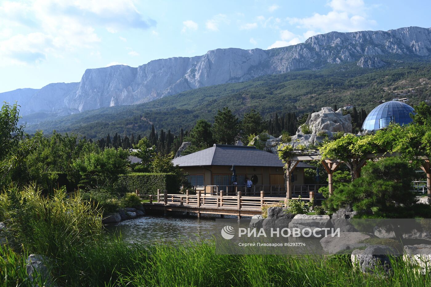 Санаторно-курортный комплекс "Мрия Резорт&СПА" в Ялте