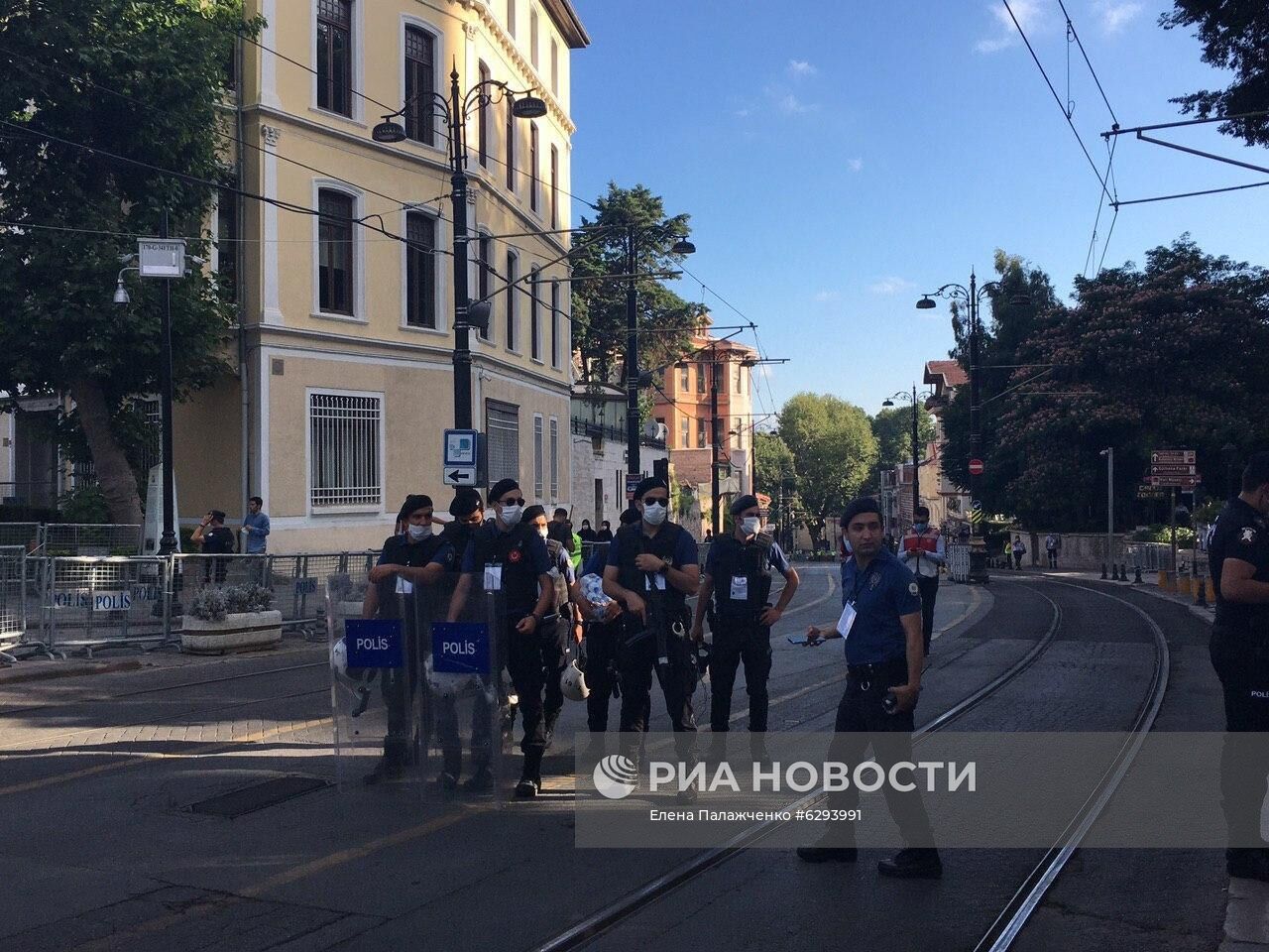 В соборе Святой Софии в Стамбуле возобновились мусульманские богослужения