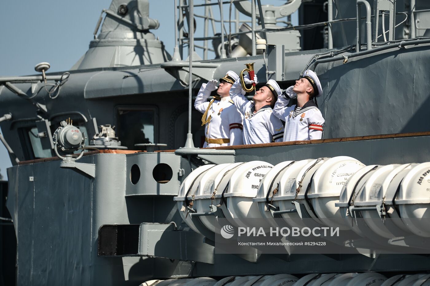 Генеральная репетиция парада в честь Дня ВМФ в городах России