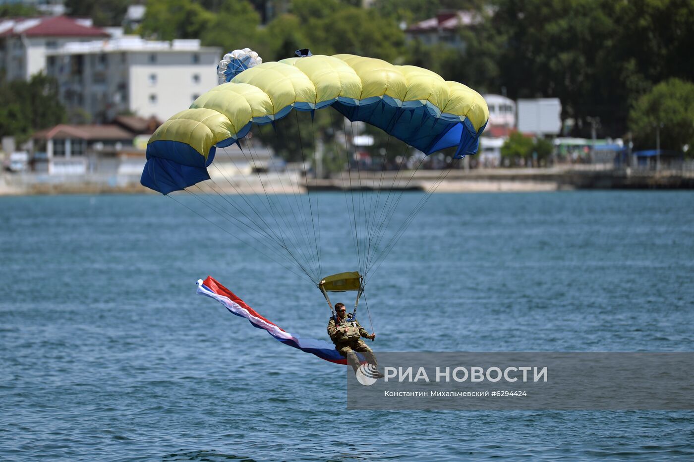 Генеральная репетиция парада в честь Дня ВМФ в городах России