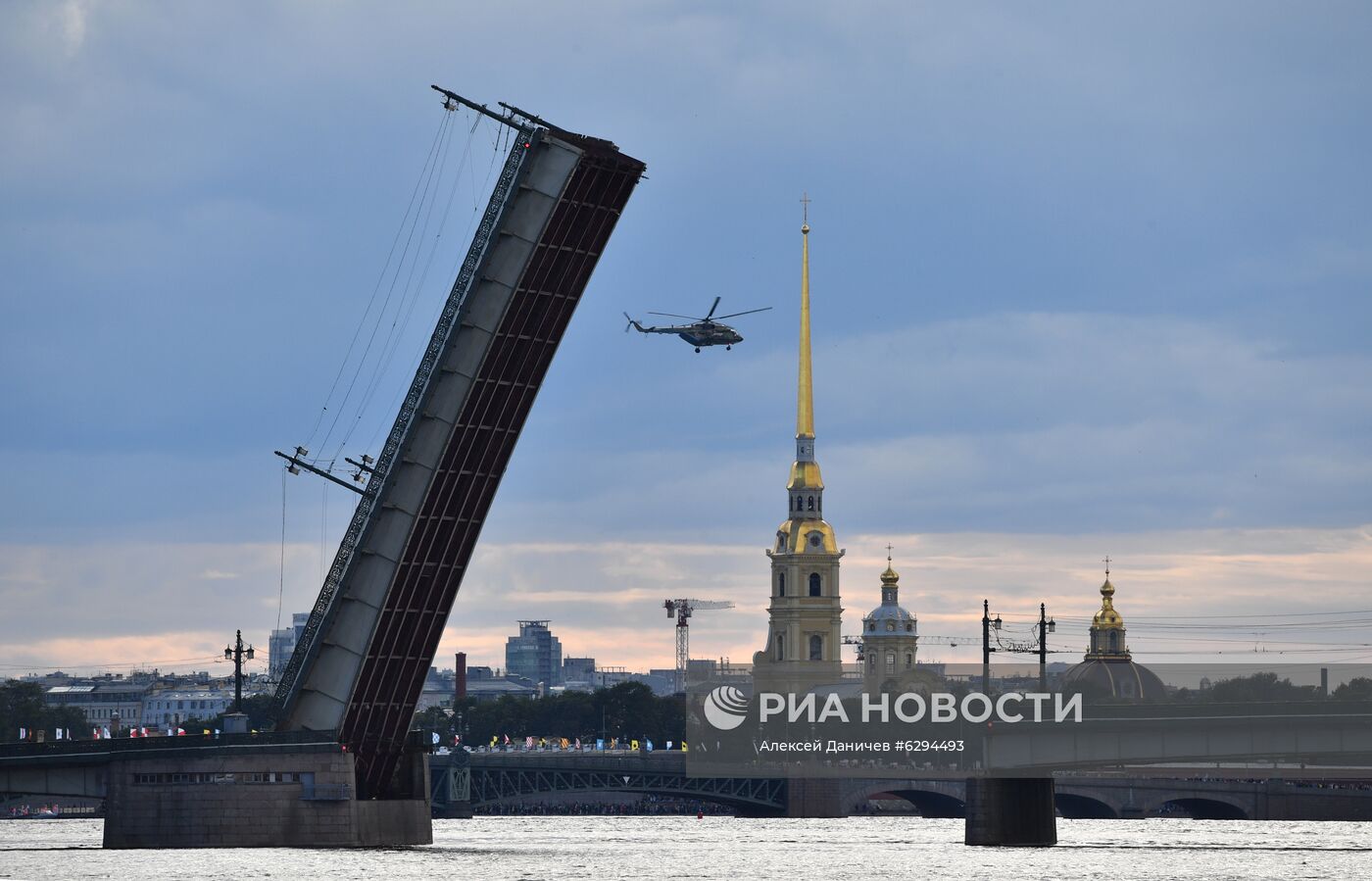 Генеральная репетиция парада в честь Дня ВМФ в городах России