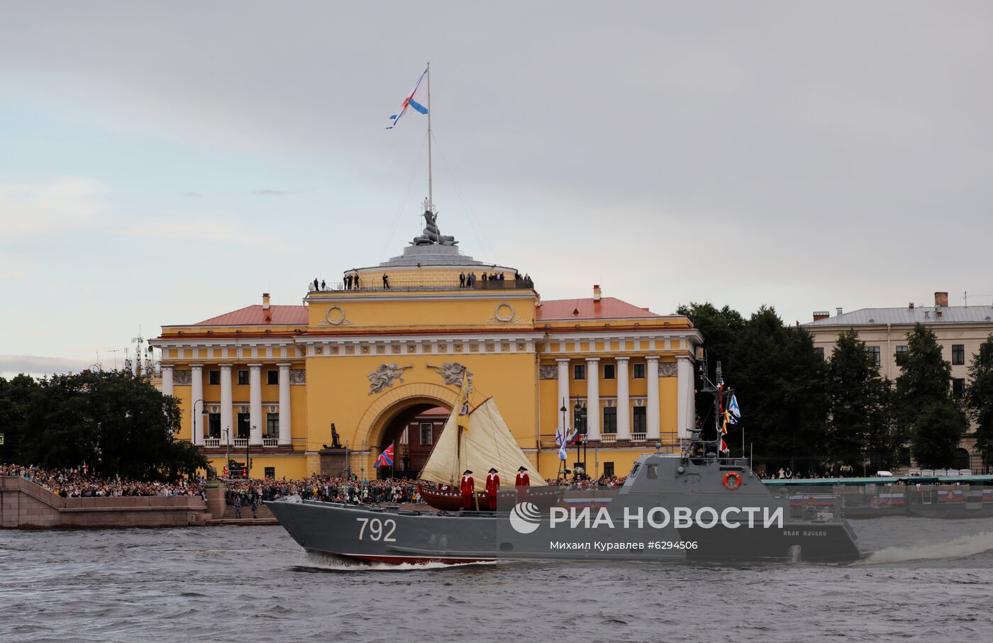 Генеральная репетиция парада в честь Дня ВМФ в городах России